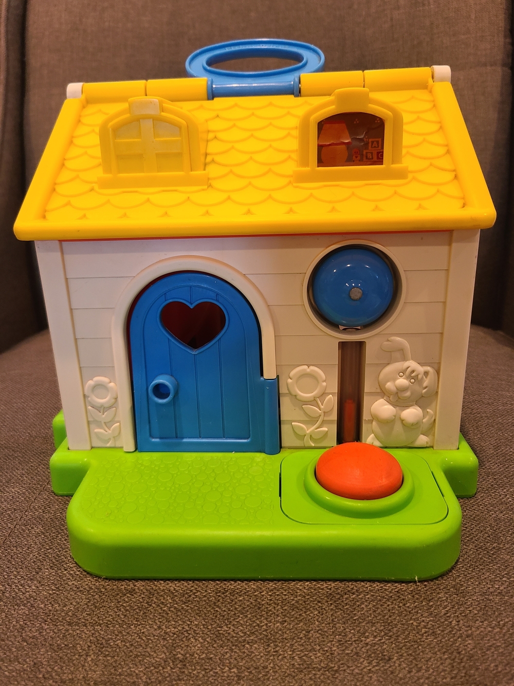 Vintage Fisher-Price Little People Discovery Cottage House #136 from 1984